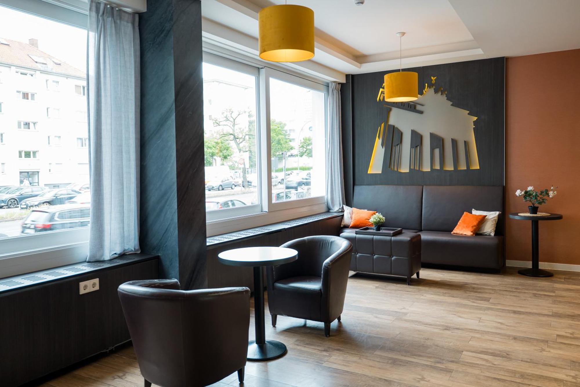 Homaris West Side (adults Only) 4*