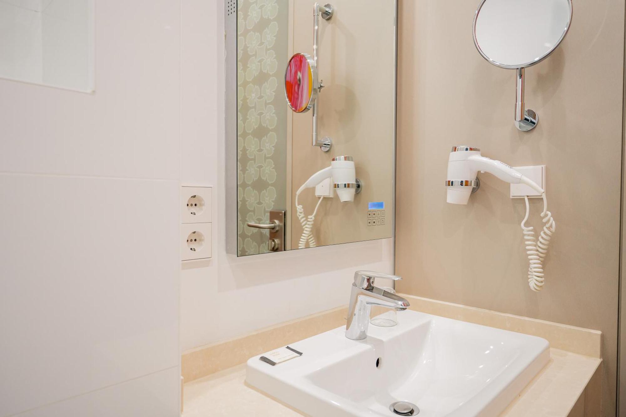 Hotel Homaris West Side (adults Only) 4*